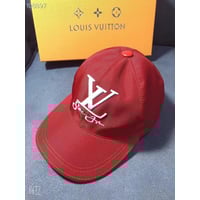LV Cap 04