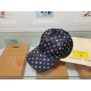 LV Cap 82