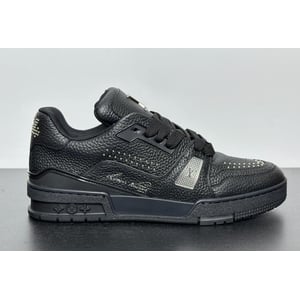 Louis Vuittоп Trainer Low Black Studded