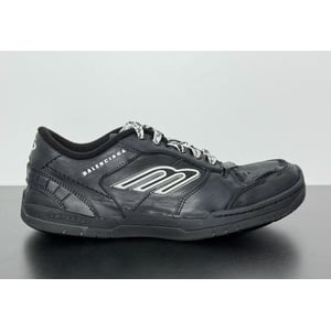 Balenciaga Hamptons Medium Worn-out Sneaker Black