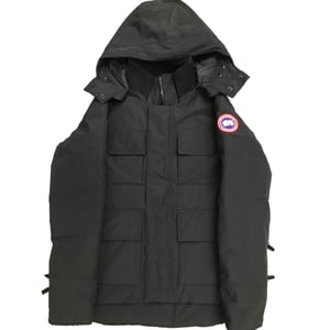 Canada Goose 18