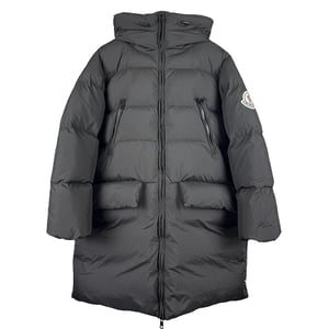 Moncler 8