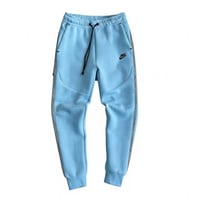 Nike Sportswear 2