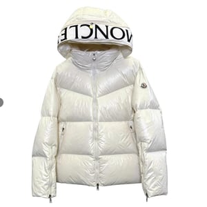 Moncler 17