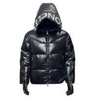Moncler 16